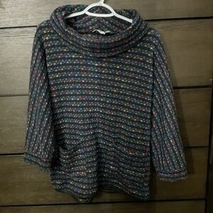 Kaktus Women's Colorful Dot Pattern Hoodie